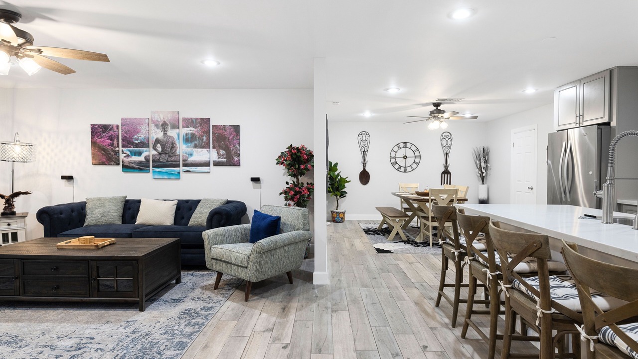Photo of Livingroom in Cox Heights