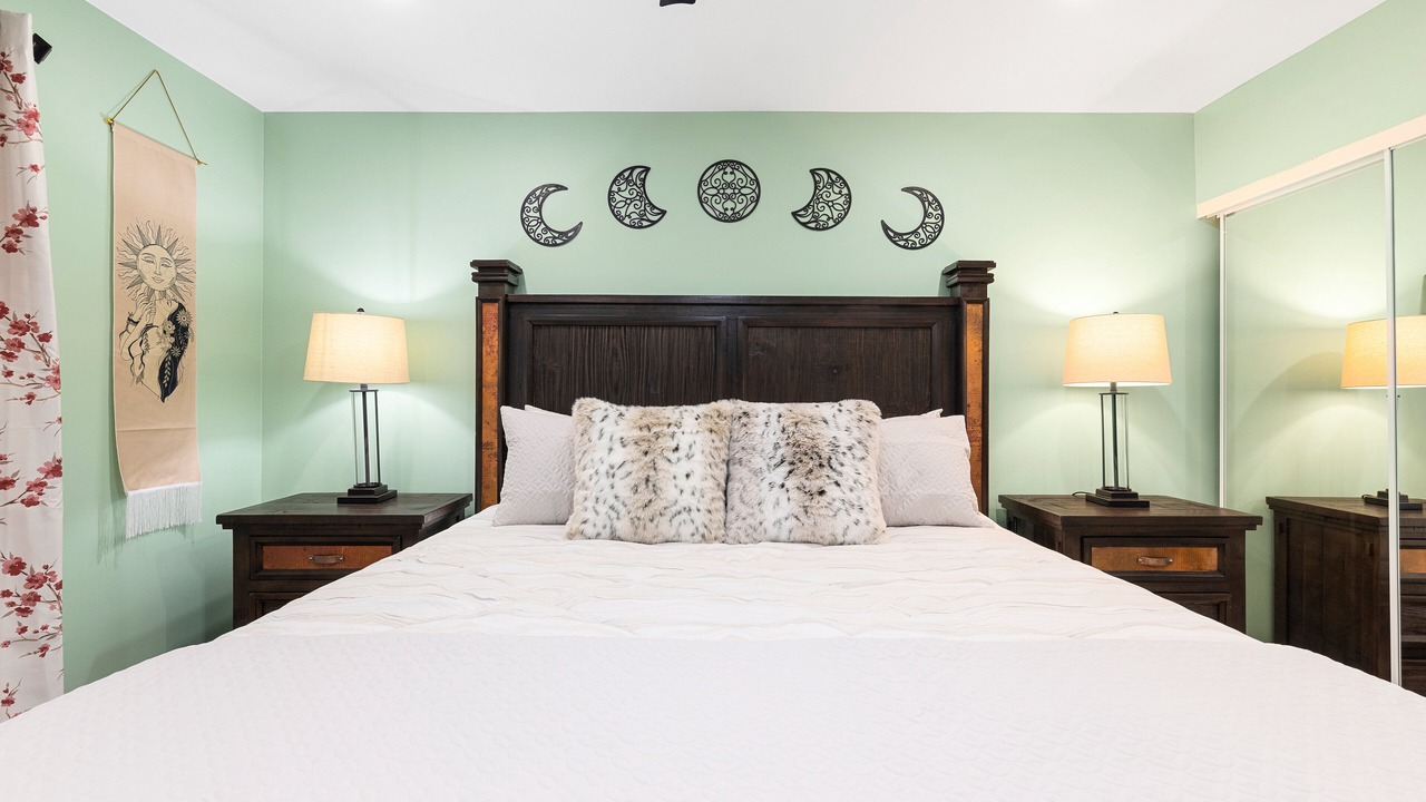 Photo of Bedroom in Cox Heights