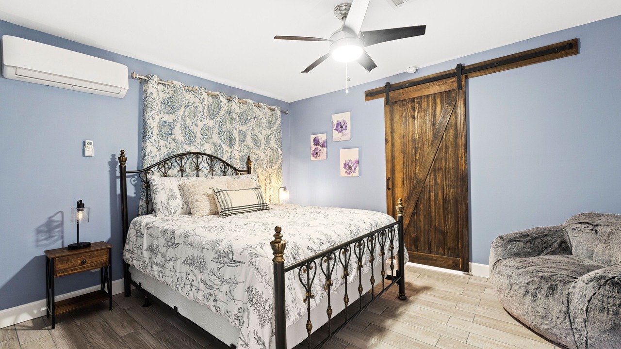 Photo of Bedroom in Cox Heights