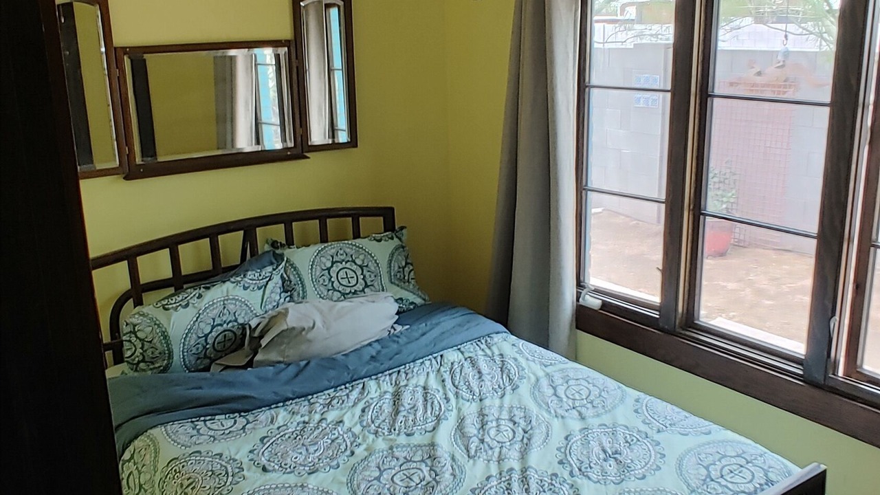 Photo of Bedroom in Garfield