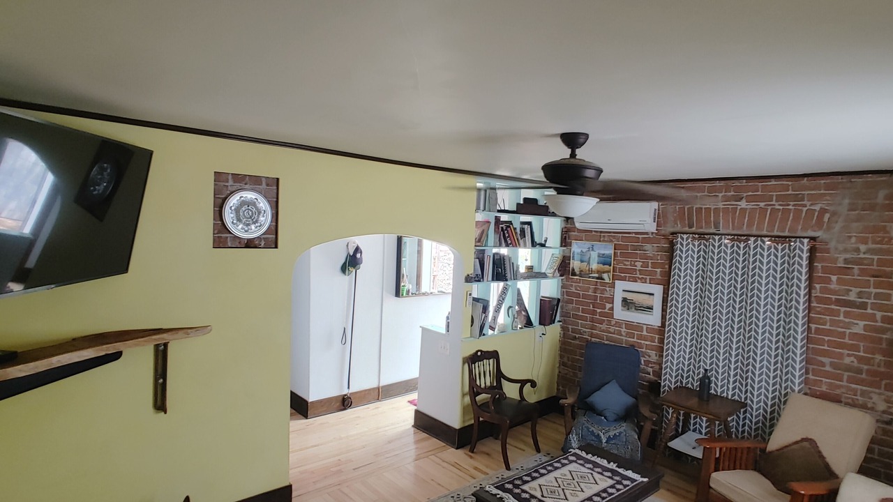 Photo of Livingroom in Garfield