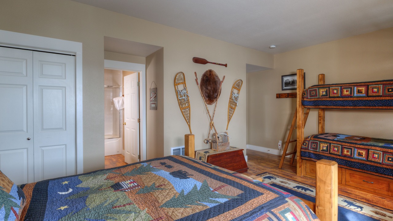 Photo of Bedroom in Saddle Ridge
