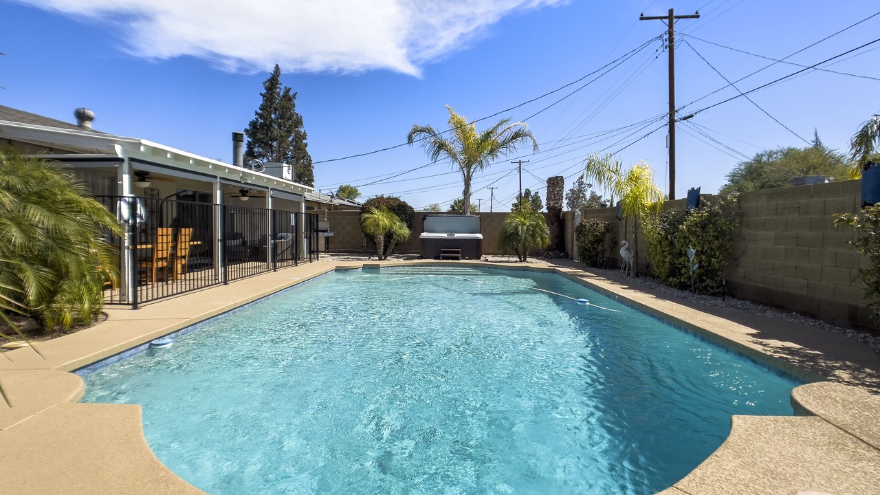 Photo of Outdoor in Cox Heights