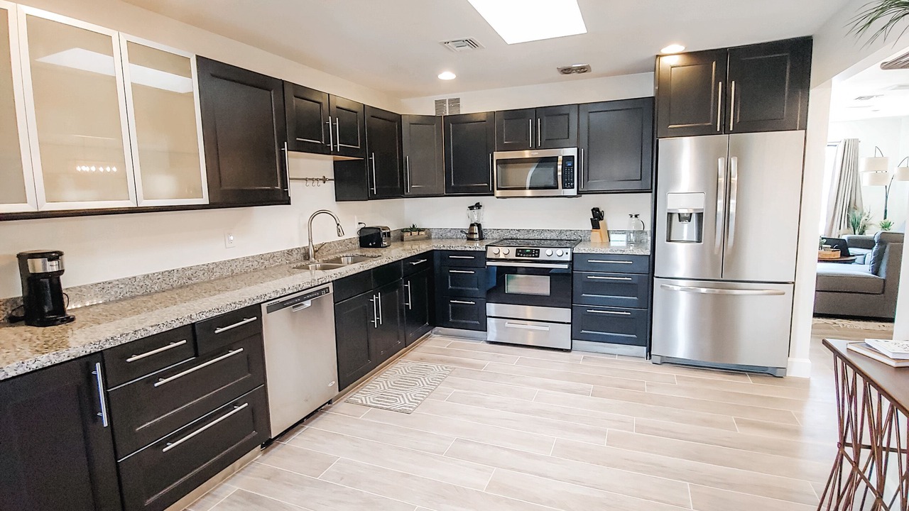 Photo of Kitchen in Scottsdale Estates Six