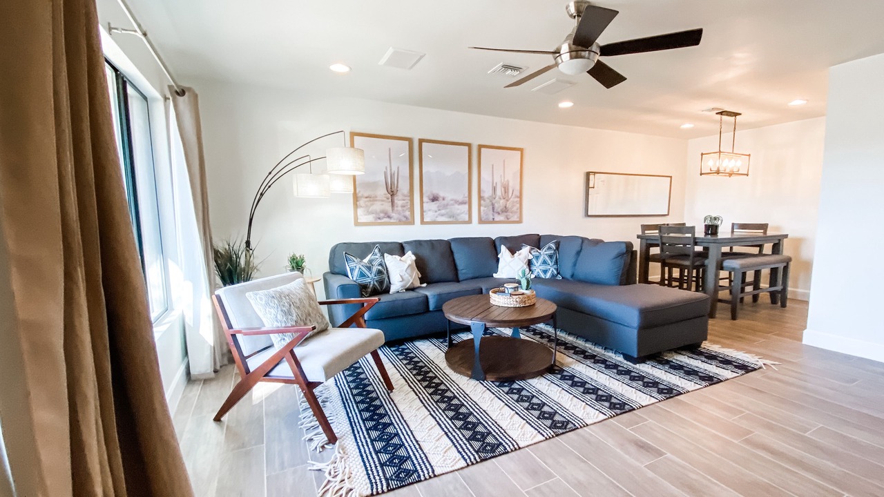 Photo of Livingroom in Scottsdale Estates Six