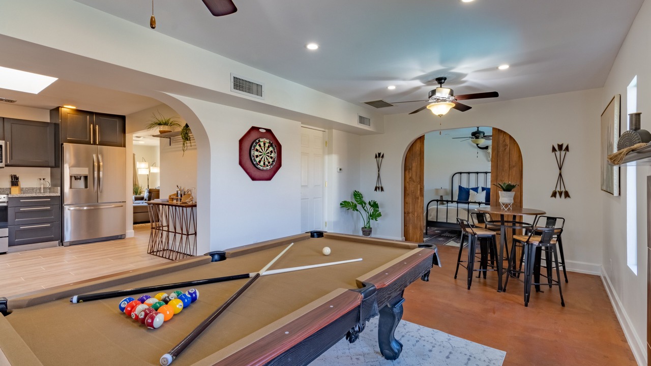 Photo of Bedroom in Scottsdale Estates Six