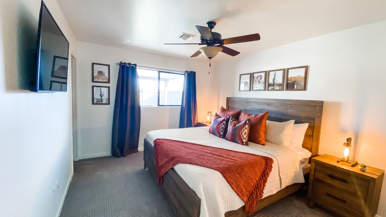 Photo of Bedroom in Scottsdale Estates Six
