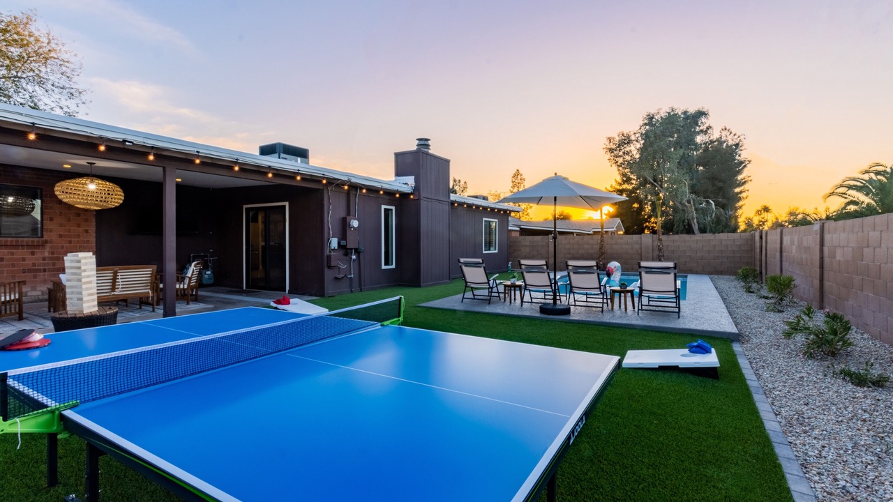 Photo of Patio Balcony in Scottsdale Estates Six