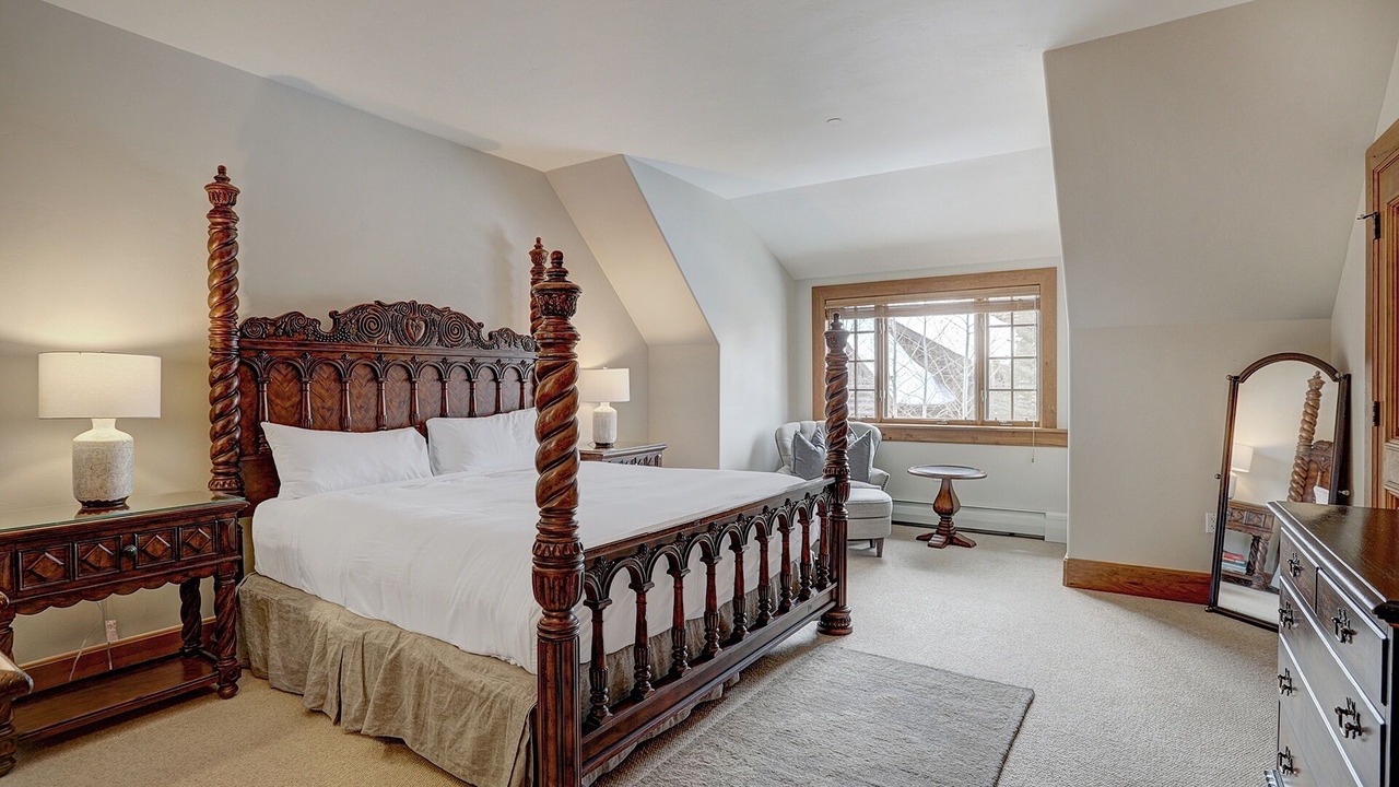 Photo of Bedroom in Avon