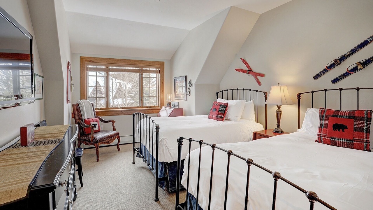 Photo of Bedroom in Avon