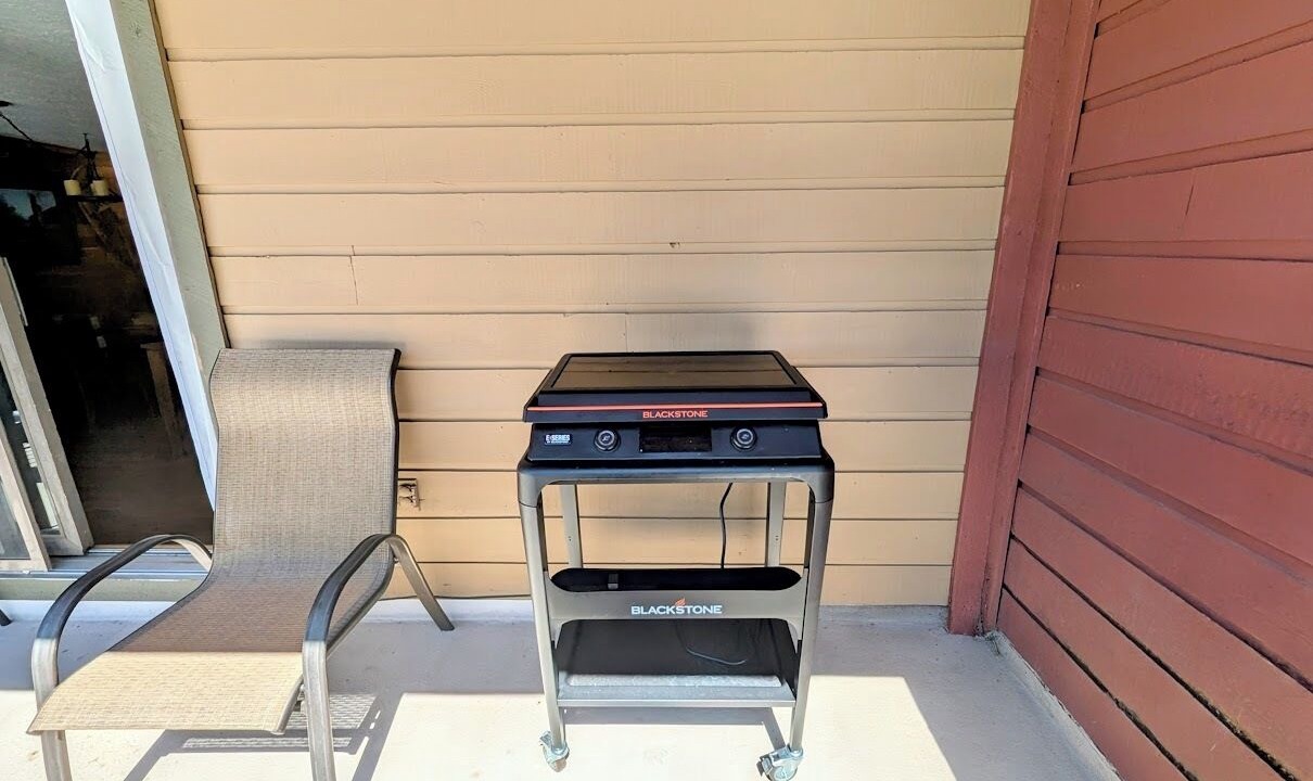 Photo of Patio Balcony in Lakeside Village