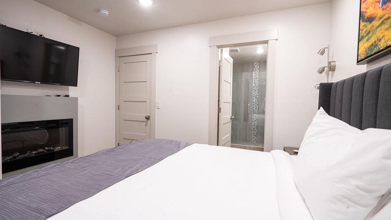 Photo of Bedroom in Garden City