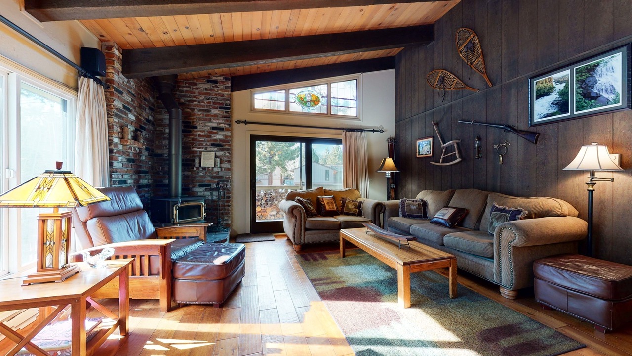 Photo of Bedroom in Mammoth Lakes