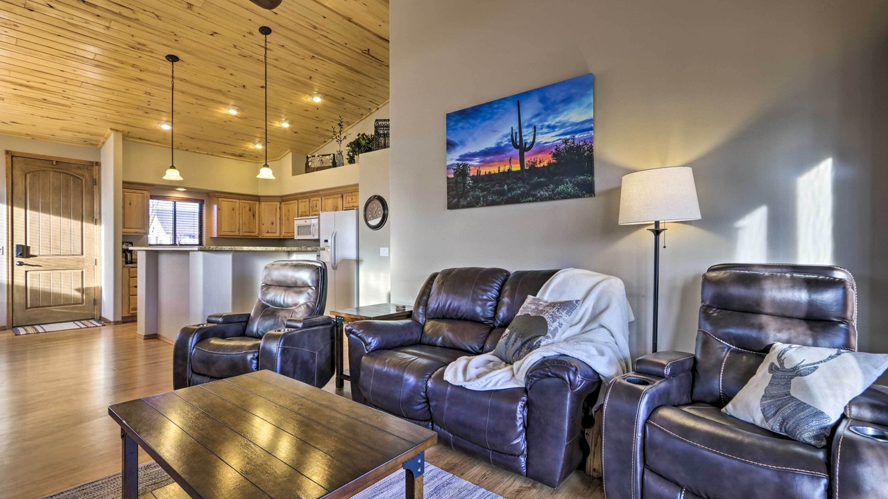 Photo of Livingroom in Show Low
