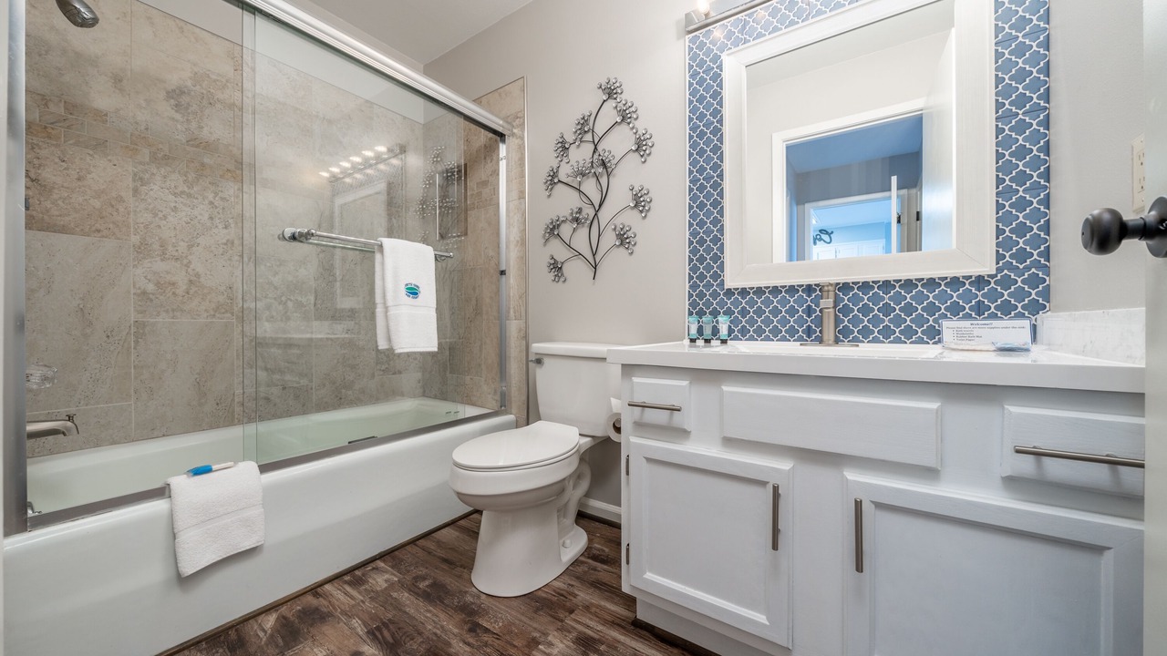 Photo of Bathroom in Lake Hamilton