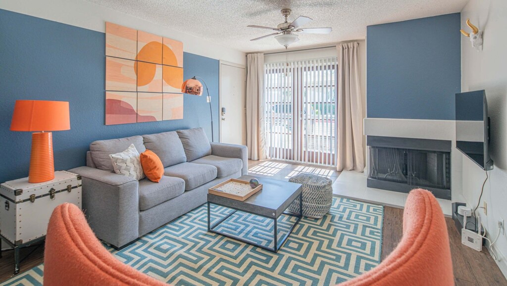 Photo of Livingroom in Hy-view