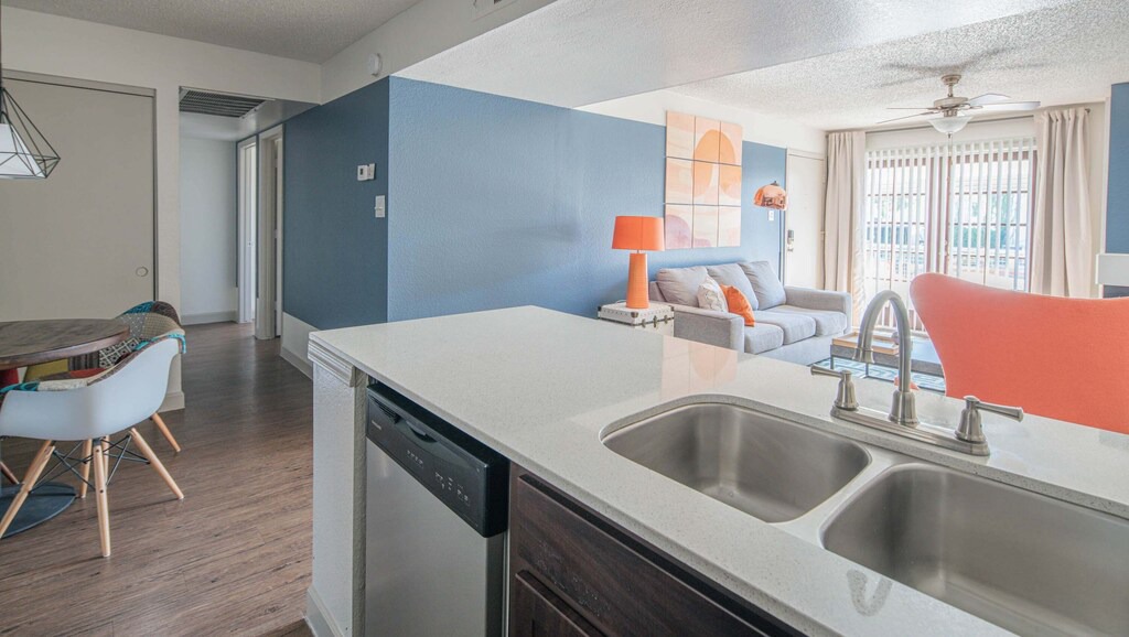 Photo of Livingroom in Hy-view