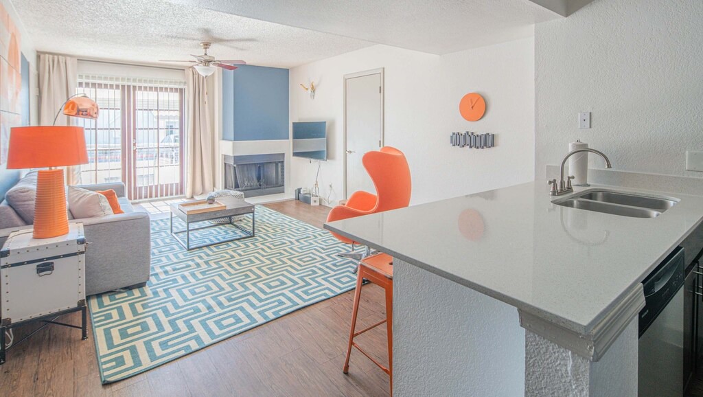 Photo of Livingroom in Hy-view