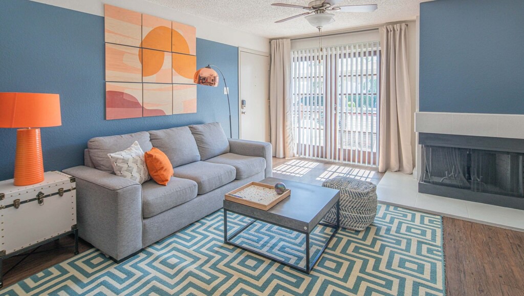 Photo of Livingroom in Hy-view