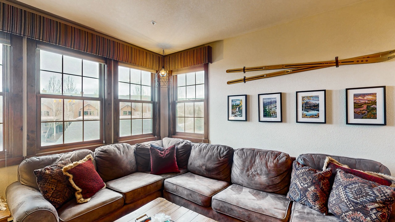 Photo of Livingroom in Granby
