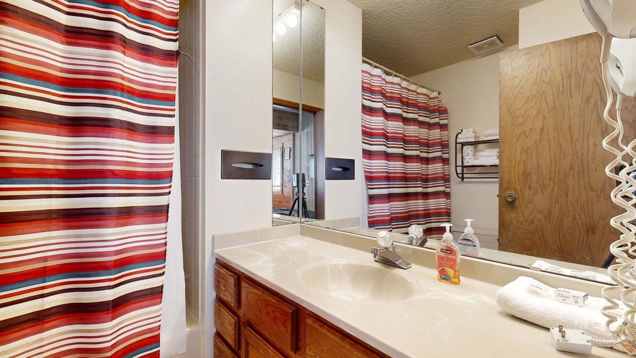 Photo of Bathroom in Silvercreek