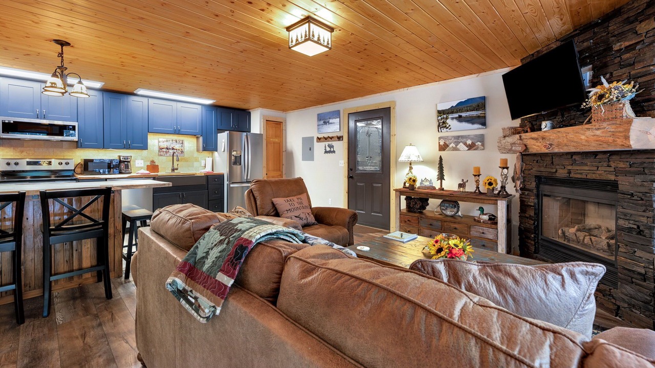 Photo of Others in Fall River Estates