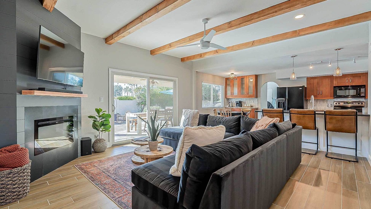 Photo of Bedroom in Raskin Estates