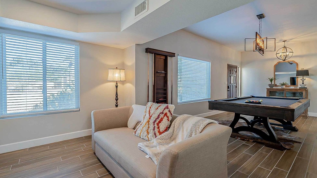 Photo of Bedroom in Raskin Estates