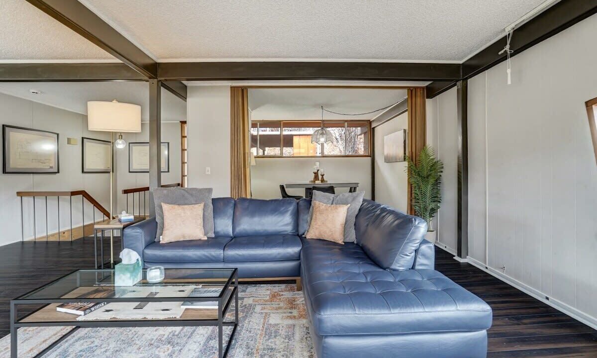Photo of Livingroom in Cascade-Chipita Park