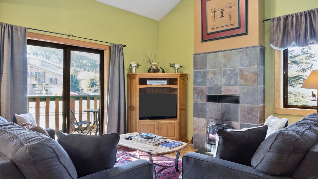 Photo of Livingroom in Jackson