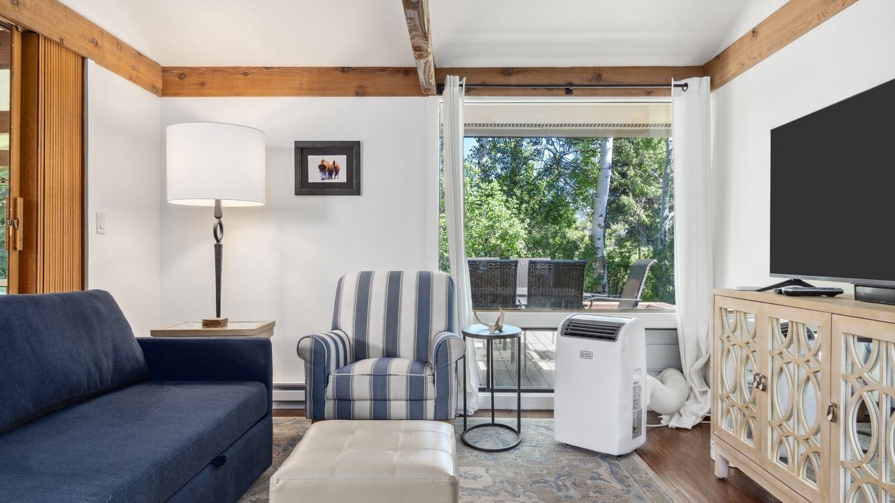 Photo of Bedroom in Jackson