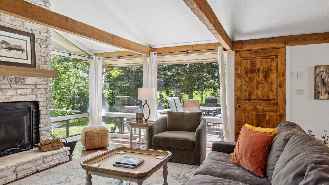Photo of Livingroom in Jackson