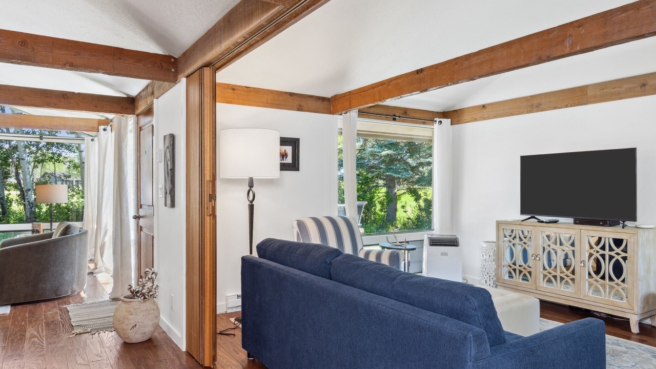 Photo of Bedroom in Jackson