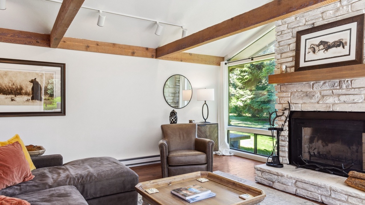 Photo of Livingroom in Jackson