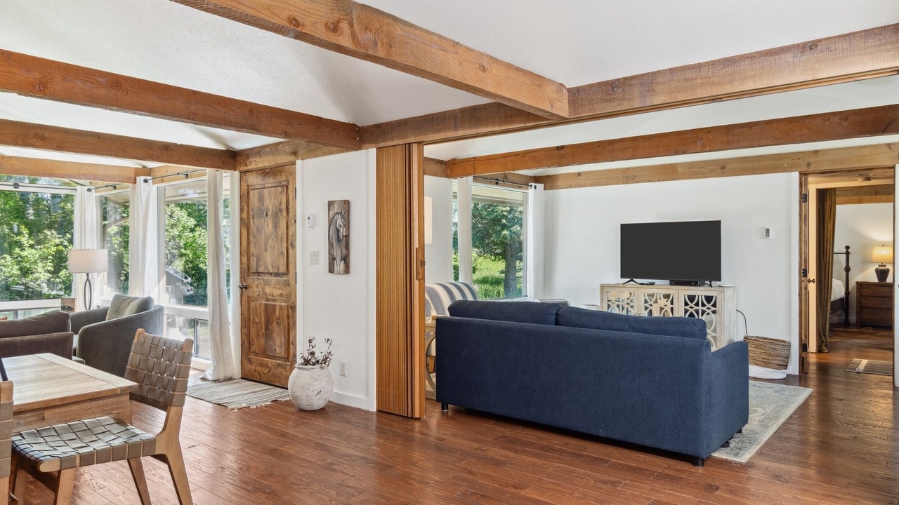Photo of Bedroom in Jackson
