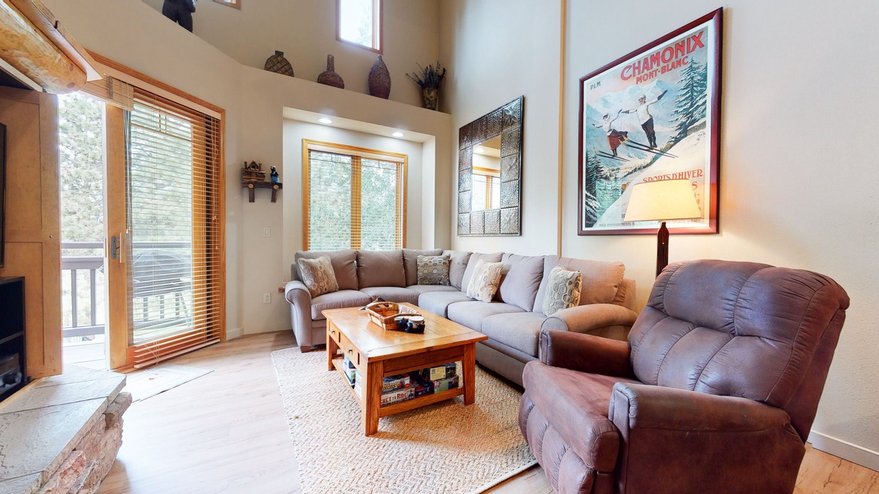 Photo of Livingroom in Mammoth Lakes