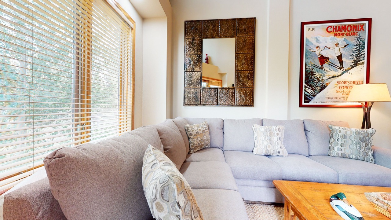 Photo of Livingroom in Mammoth Lakes