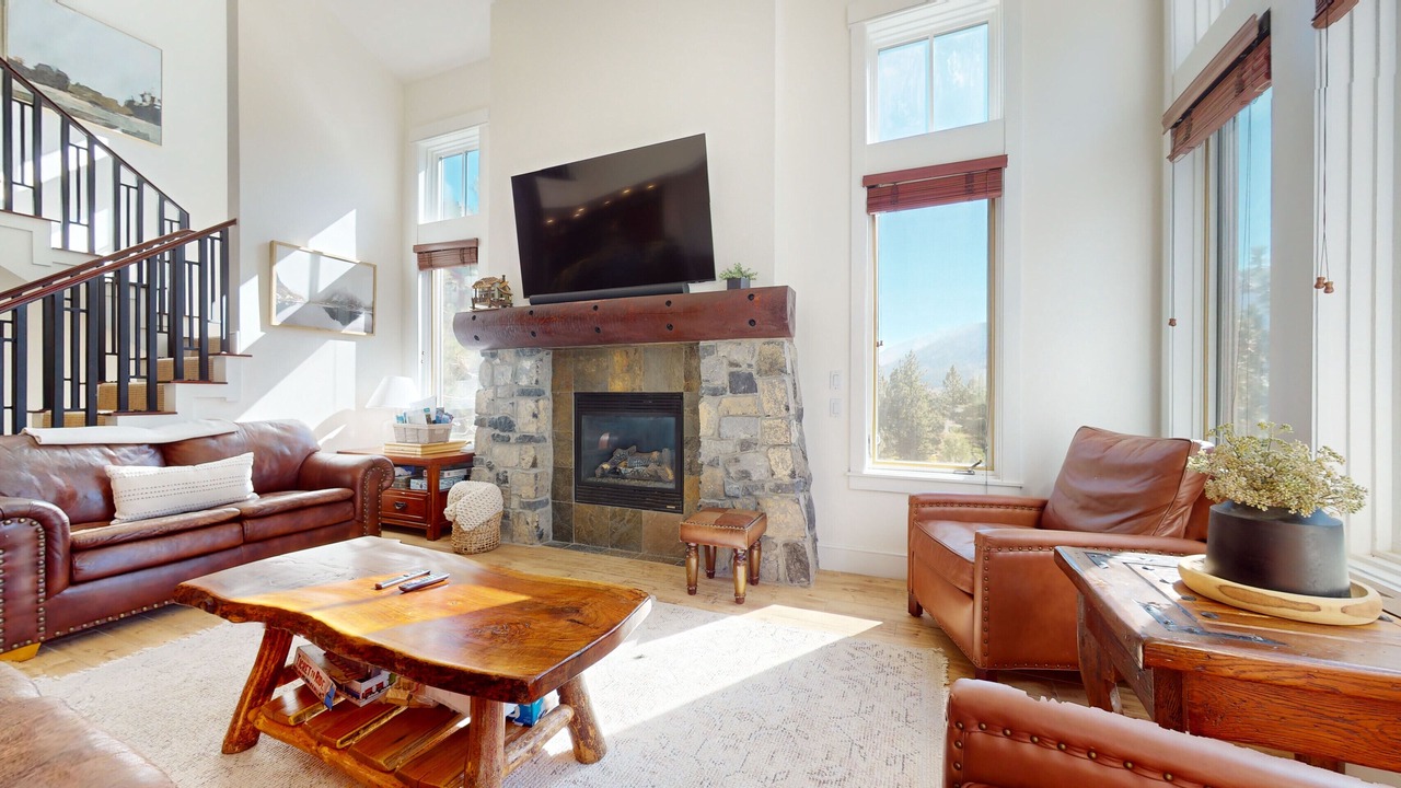 Photo of Livingroom in Mammoth Lakes