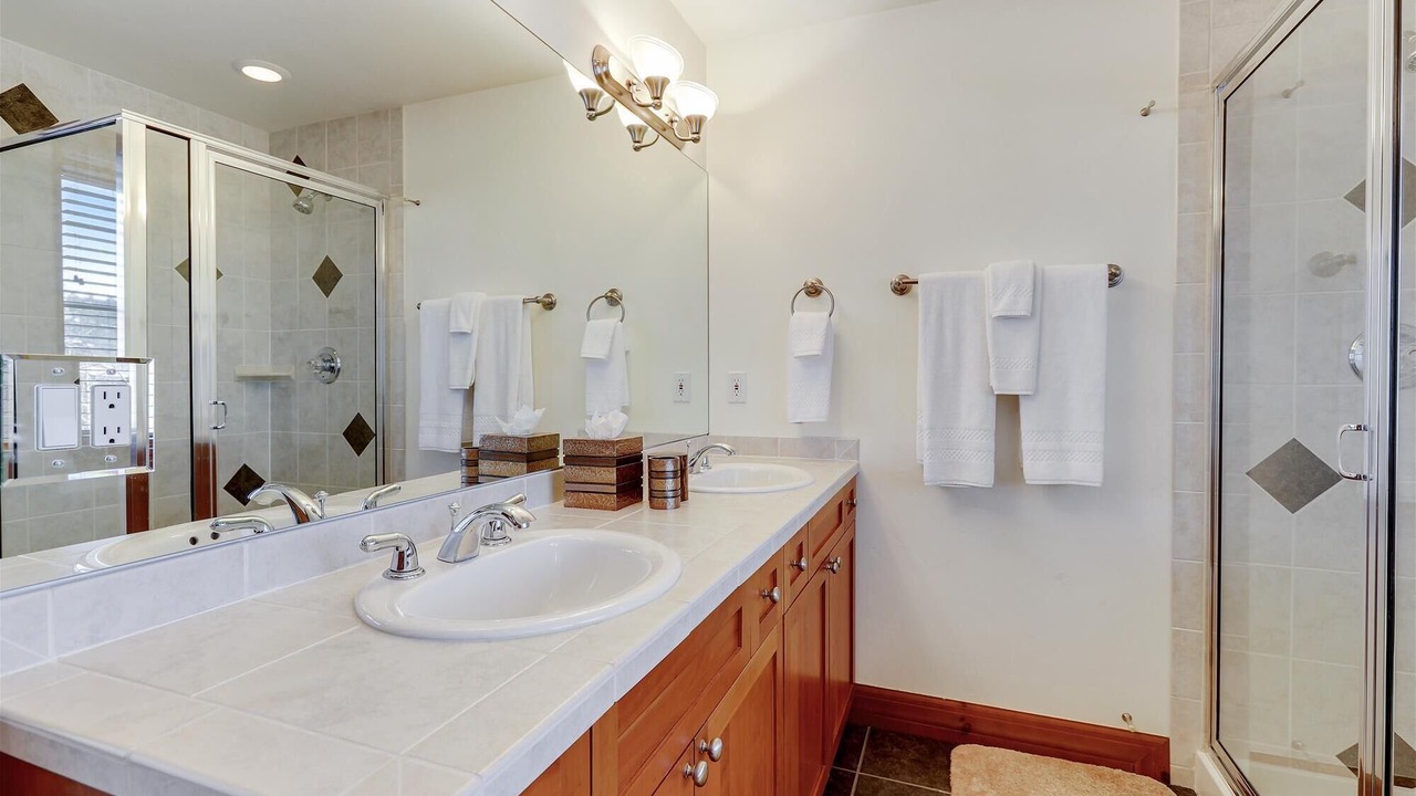 Photo of Bathroom in The Highlands