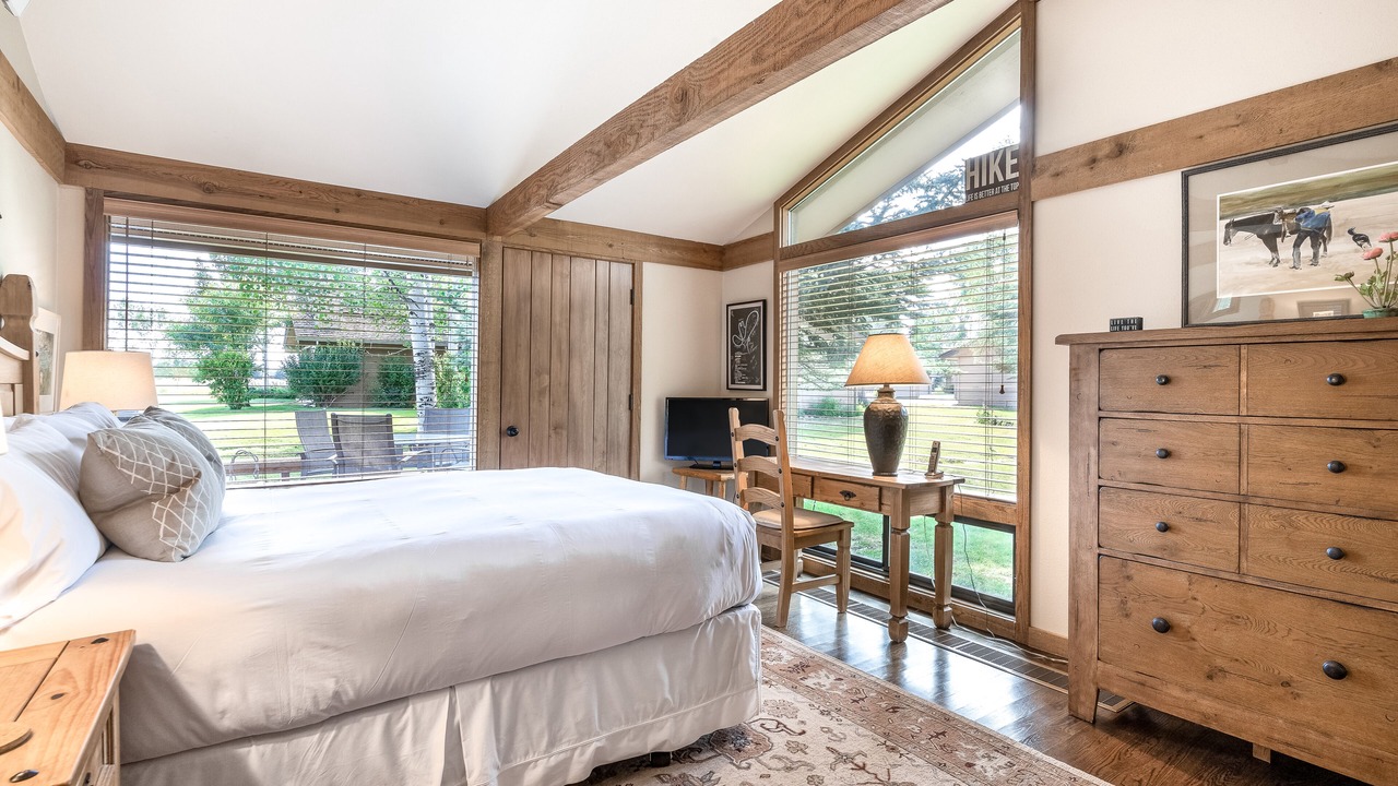 Photo of Bedroom in Jackson