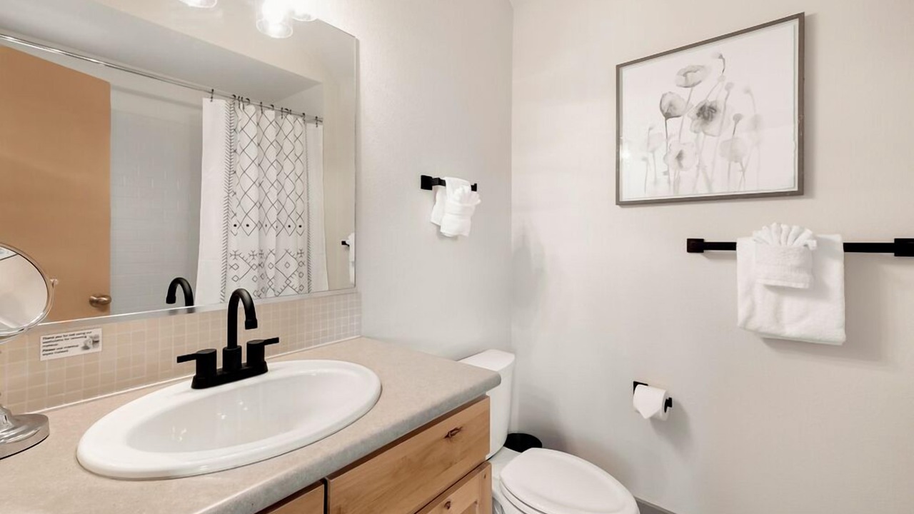 Photo of Bathroom in Old Town North