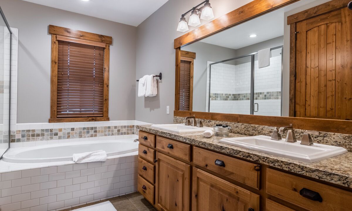 Photo of Bathroom in Mammoth Lakes