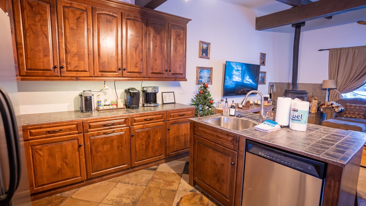 Photo of Kitchen in Mammoth Lakes
