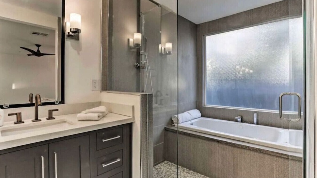 Photo of Bathroom in Cavalier Vista