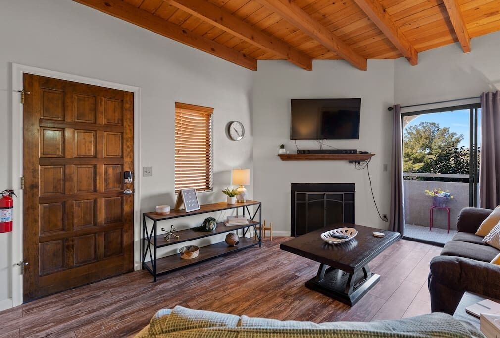 Photo of Bedroom in Skyline Bel Air Estates