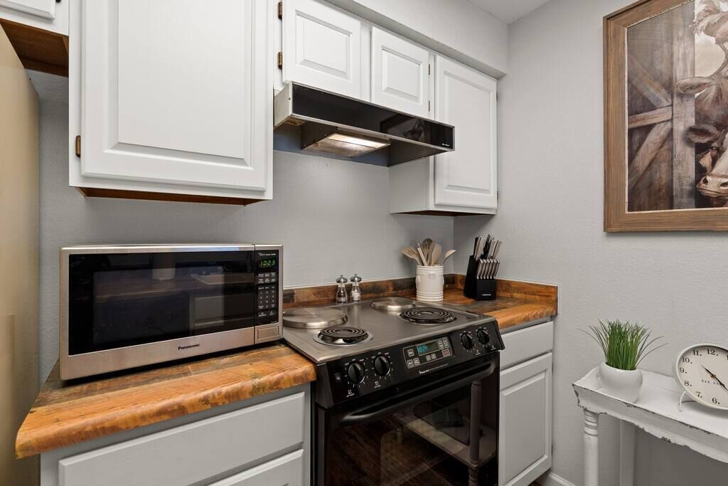 Photo of Others in Skyline Bel Air Estates