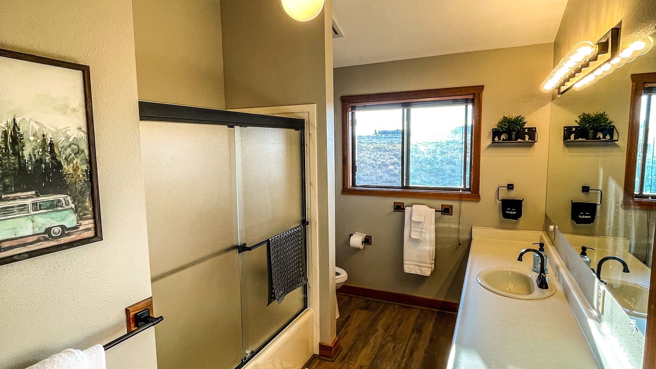 Photo of Bathroom in Pinedale