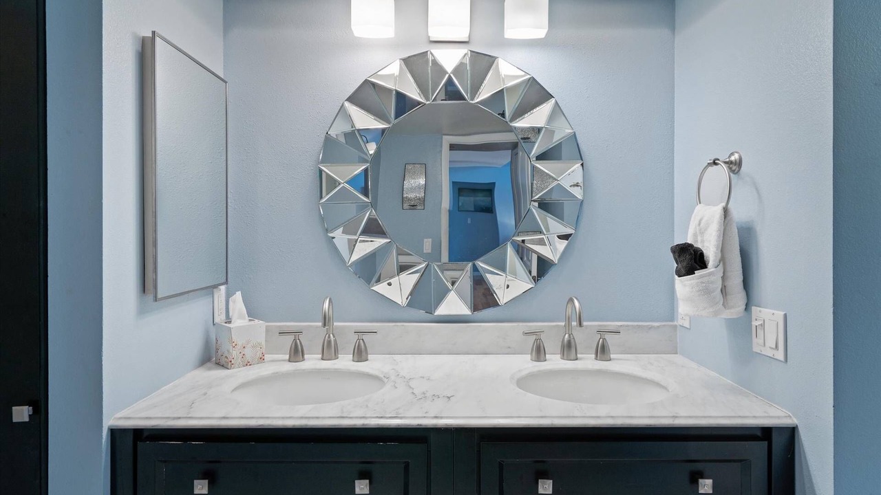Photo of Bathroom in Oak Creek