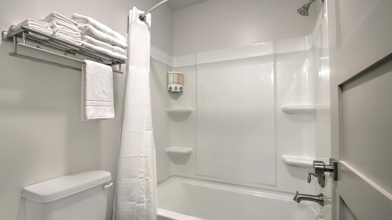 Photo of Bathroom in Garden City