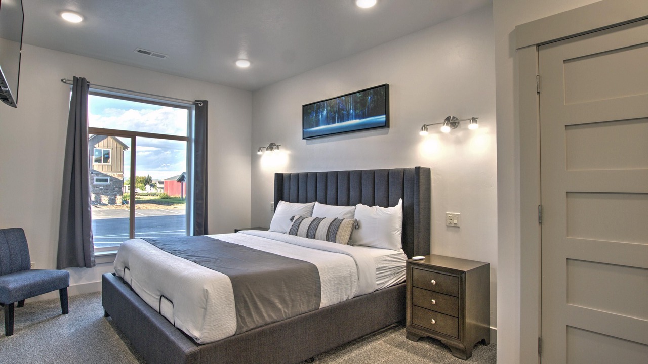 Photo of Bedroom in Garden City